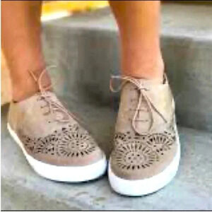 🆕 Naughty Monkey Kaleidoscope Nude Sude Lace-Up Sneaker 6🆕